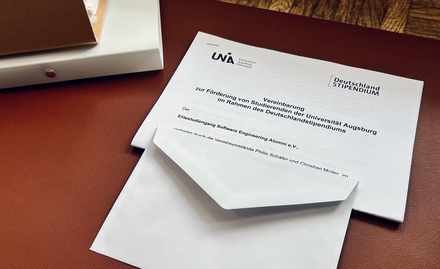 Deutschlandstipendium Urkunde und Umschlag
